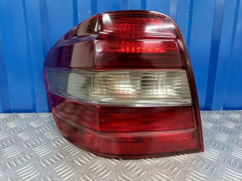 Фонарь Mercedes-Benz M-Class 2008 A1648202164 W164 3.5 M272.967, левый