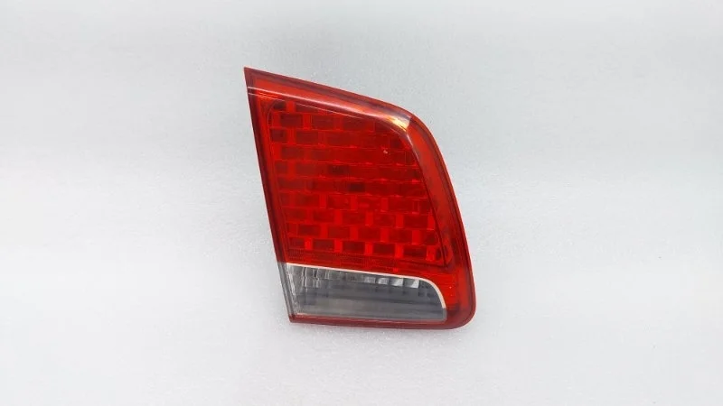 Фонарь Kia Sorento 2011 XM