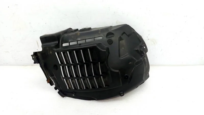 Подкрылок Range Rover Vogue 2014 L405