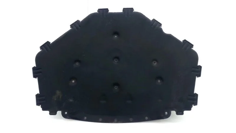 Шумоизоляция капота BMW X5 2011 E70