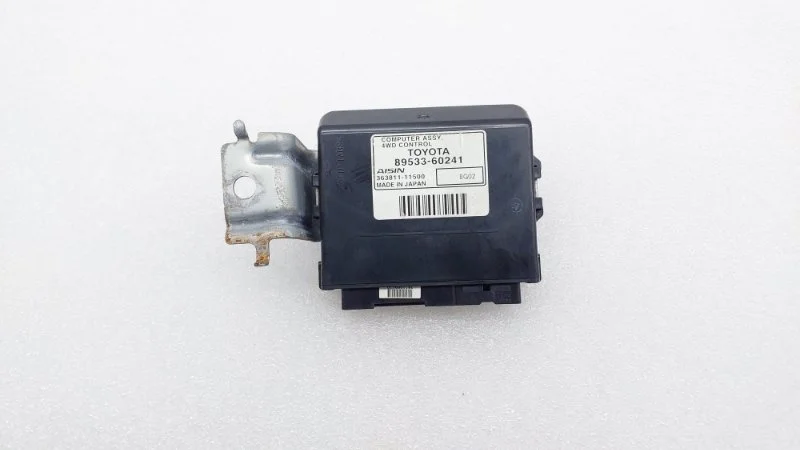 Блок управления полным приводом Toyota Land Cruiser 2008