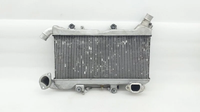 Интеркулер Toyota Land Cruiser 2008