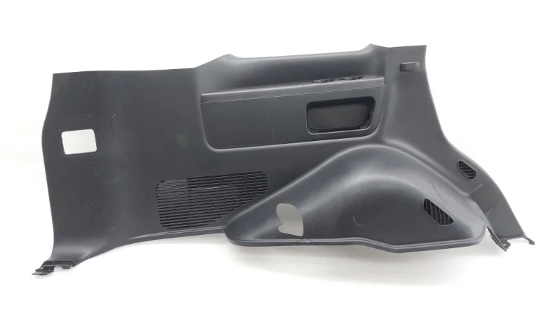 Обшивка багажника Toyota Land Cruiser 2008