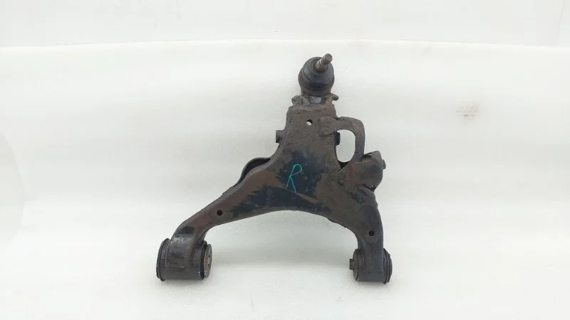 Рычаг подвески Toyota Land Cruiser 2008