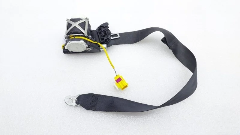 Ремень безопасности пиропатроном Volkswagen Tiguan 2010 5N1