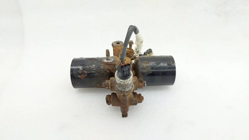 Гидроаккумулятор подвески Toyota Land Cruiser 2008