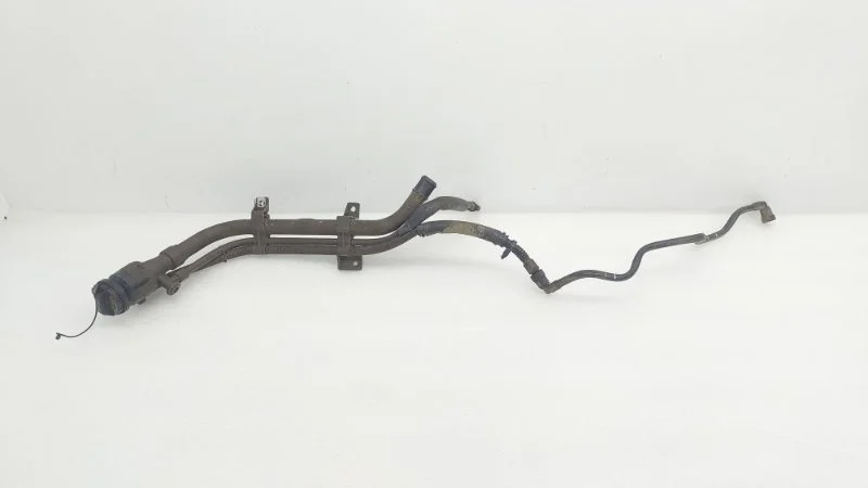 Горловина топливного бака Hyundai Santa Fe 2015 DM