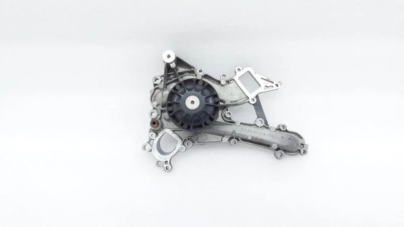 Насос водяной \ помпа Mercedes-Benz C43 2018 C205