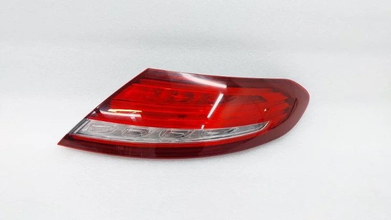 Фонарь Mercedes-Benz C43 2018 C205