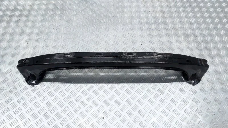 Усилитель бампера BMW 5-Series 2012 F10