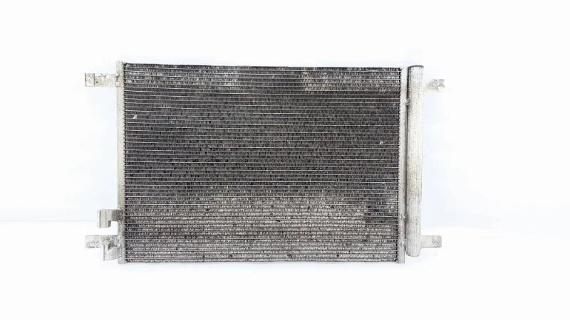 Радиатор кондиционера Volkswagen Tiguan 2017 MK2