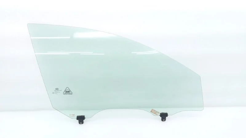 Стекло двери Kia Sportage 2014 SL