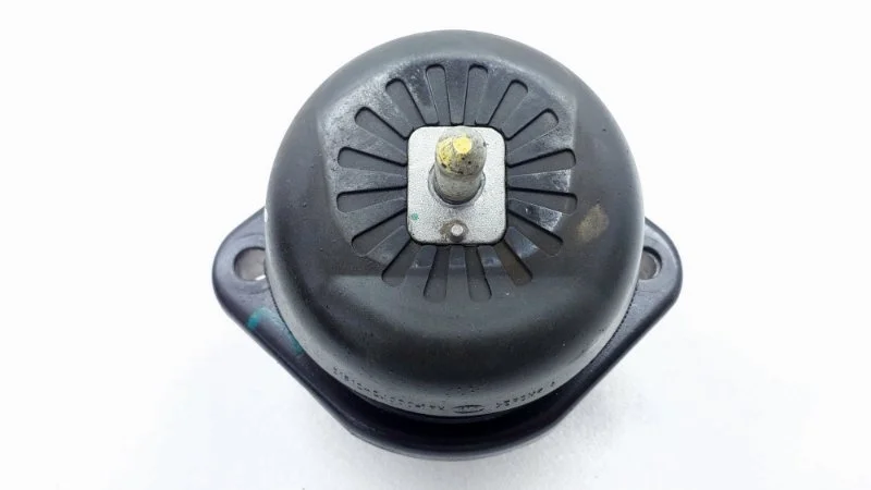 Опора двигателя Kia Mohave 2023 HM2