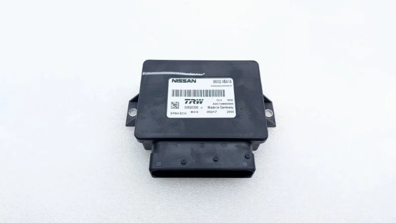 Блок управления стояночным тормозом Nissan X-Trail 2017 T32