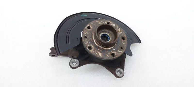 Кулак поворотный Renault Arkana 2019 JC