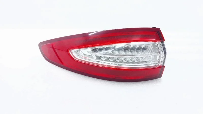 Фонарь Ford Mondeo 2017 5