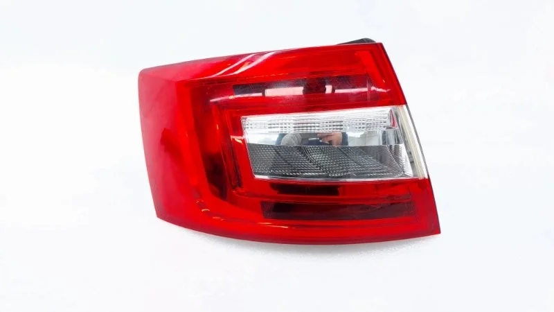 Фонарь Skoda Octavia 2017 A7