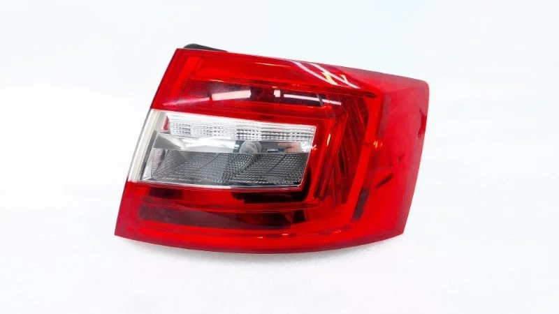 Фонарь Skoda Octavia 2017 A7