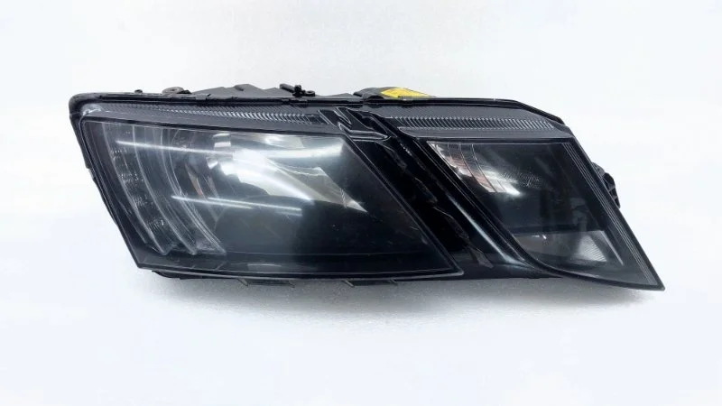 Фара Skoda Octavia 2017 A7