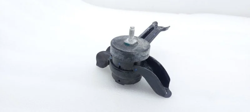 Опора двигателя Kia Rio X 2021 FB