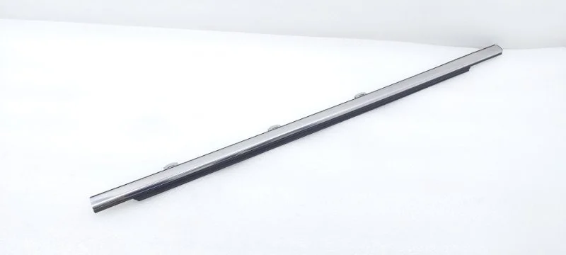 Молдинг стекла двери Cadillac Escalade 2016 K2