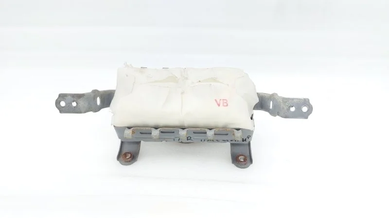 Подушка безопасности пассажира Toyota Land Cruiser 2012 200