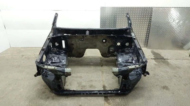 Кузов передняя часть Toyota Land Cruiser 2012 200