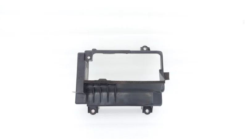 Дефлектор радиатора Toyota Land Cruiser 2012 200