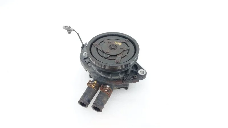 Насос водяной (помпа) электрический Toyota Land Cruiser 2012 200