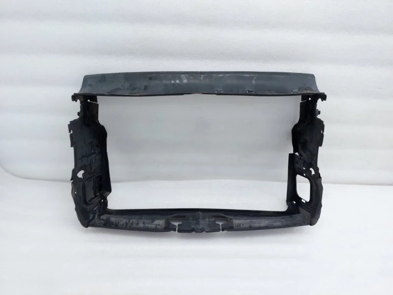 Воздуховод радиатора \ дефлектор BMW 7-Series 2017 G11