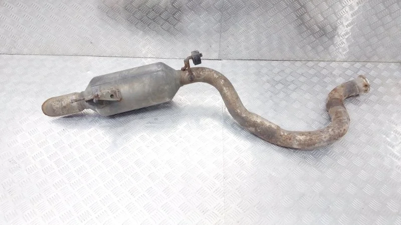 Задняя часть глушителя Toyota Land Cruiser 2012 200