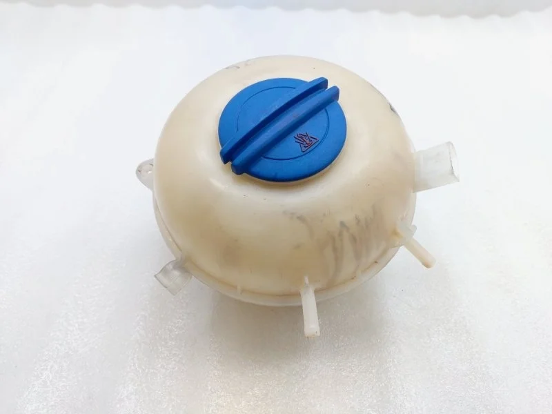 Бачок расширительный Volkswagen Transporter 2007 T5