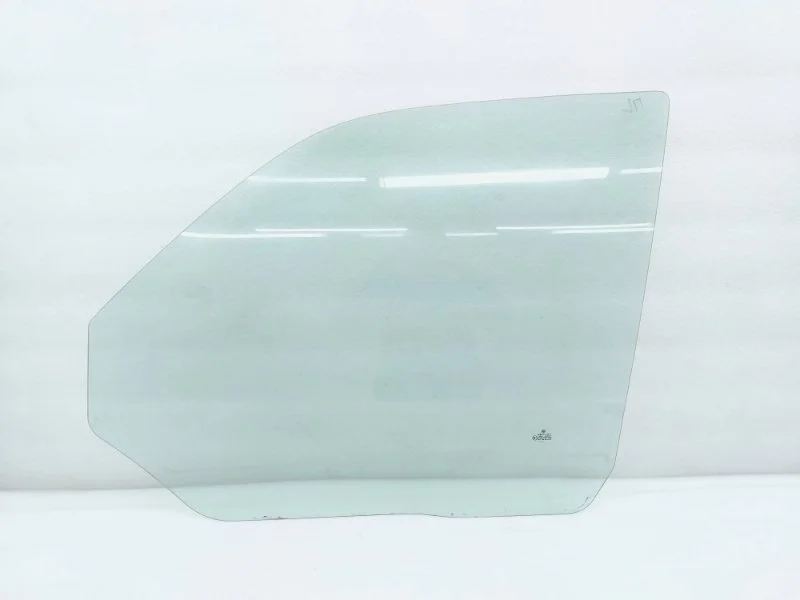 Стекло двери Volkswagen Transporter 2007 T5