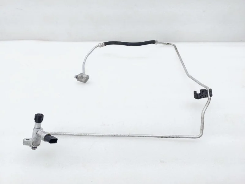 Трубка кондиционера Volkswagen Transporter Caravelle 2014 T5