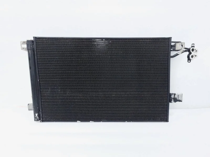 Радиатор кондиционера Volkswagen Transporter Caravelle 2014 T5