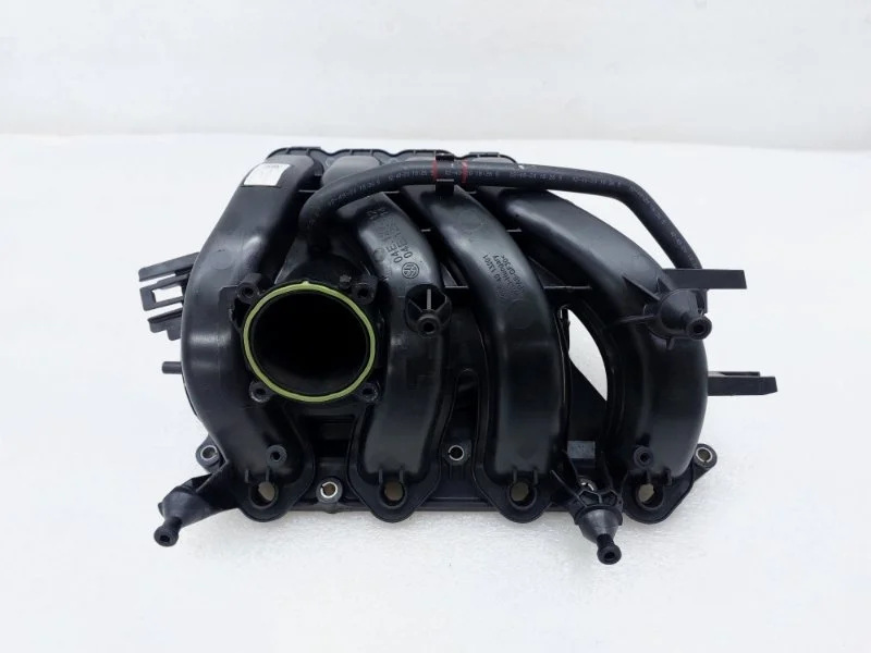 Коллектор впускной Skoda Rapid 2021 NK6