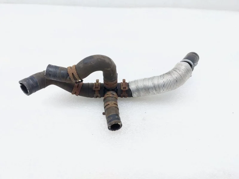 Патрубок системы охлаждения Skoda Rapid 2021 NK6