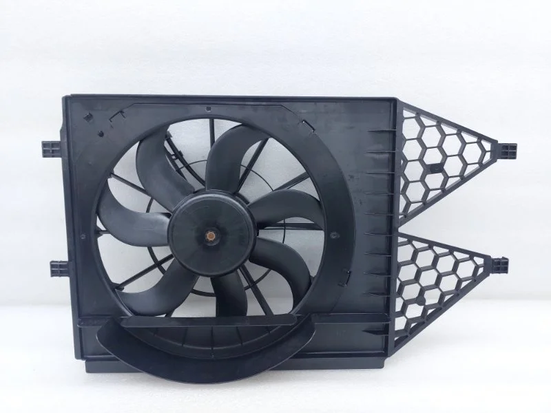 Вентилятор радиатора Skoda Rapid 2021 NK6