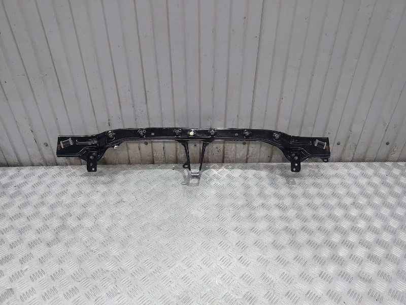 Усилитель бампера Mitsubishi Pajero 2017 V93W