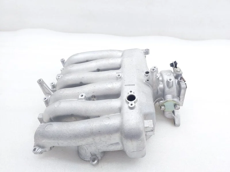 Коллектор впускной Mitsubishi Pajero 2017 V93W