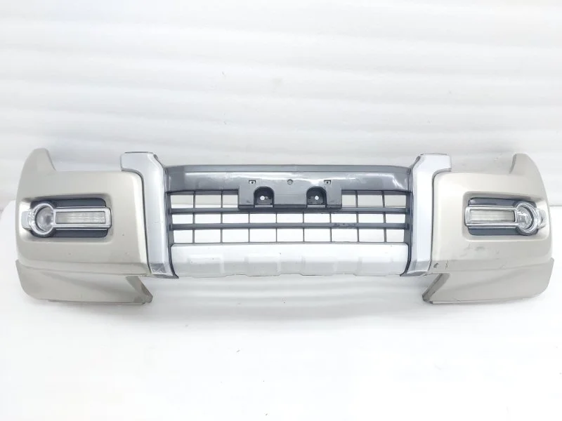 Бампер Mitsubishi Pajero 2017 V93W
