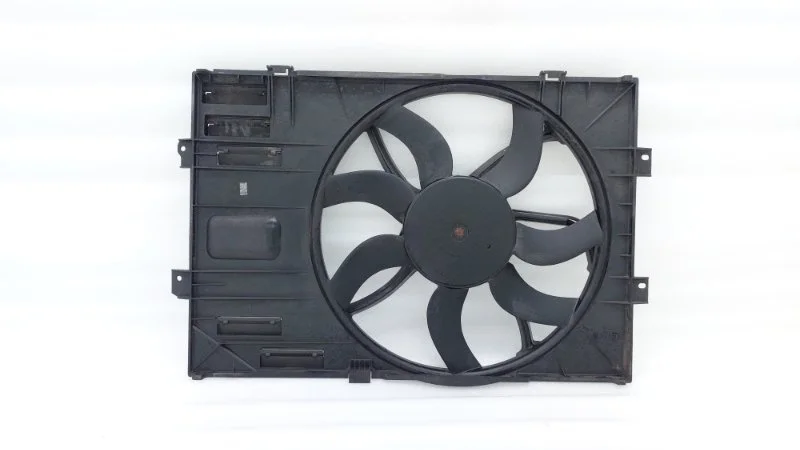 Вентилятор радиатора Volkswagen Transporter Caravelle 2011 T5