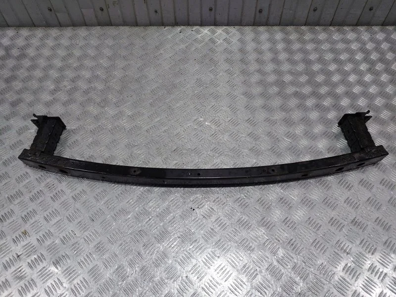 Усилитель бампера Nissan Qashqai 2014 J11