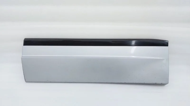 Накладка двери Volkswagen Touareg 2021 CR7