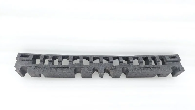 Наполнитель бампера Volkswagen Touareg 2021 CR7