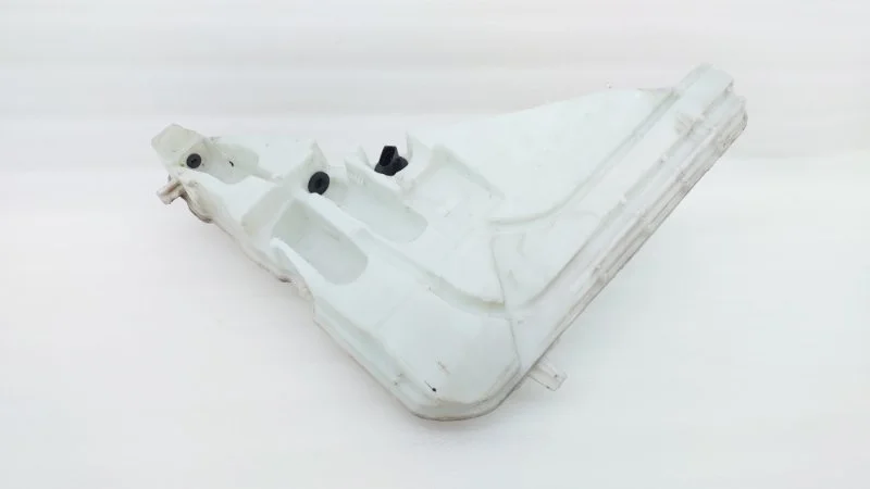 Бачок омывателя Volkswagen Touareg 2021 CR7