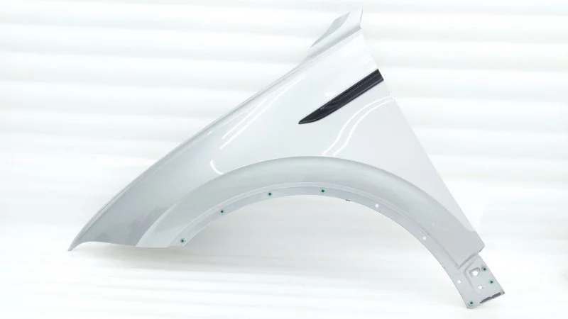 Крыло Volkswagen Touareg 2021 CR7