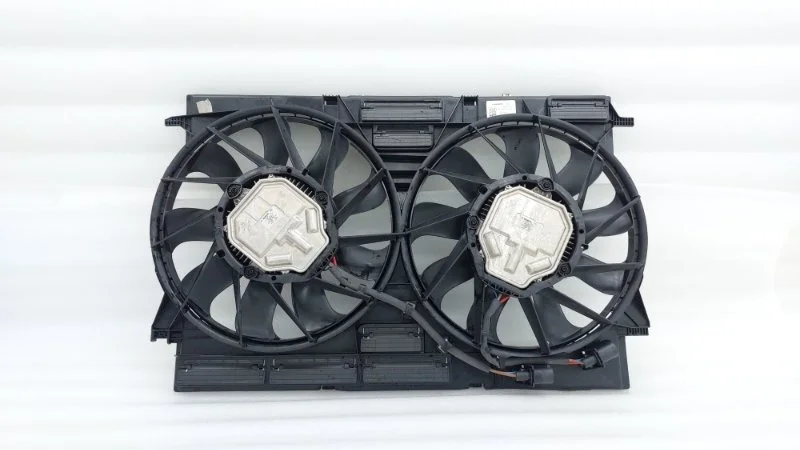 Вентилятор радиатора Volkswagen Touareg 2021 CR7