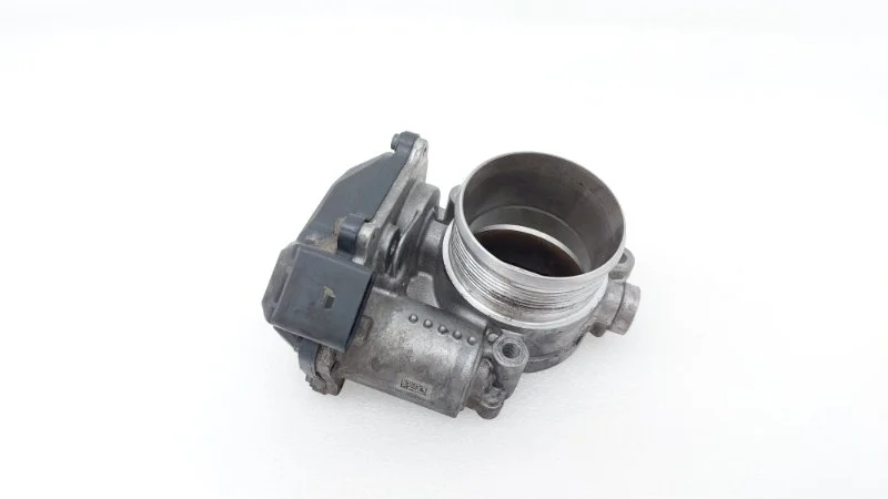 Заслонка дроссельная Volkswagen Touareg 2021 CR7