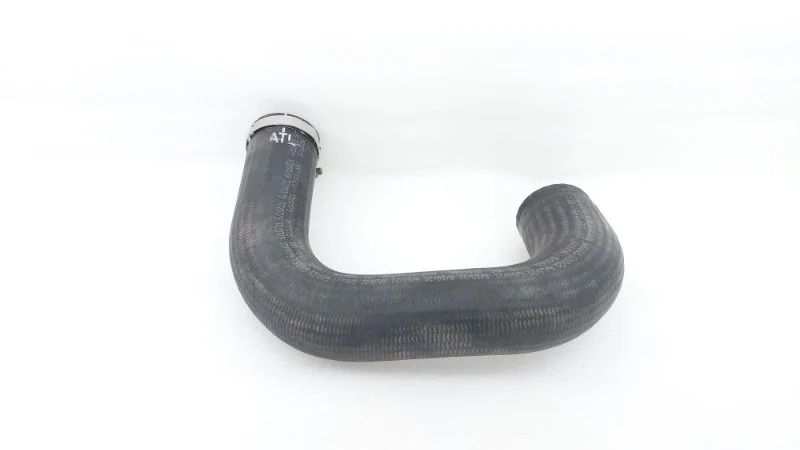 Патрубок интеркулера Volkswagen Touareg 2021 CR7